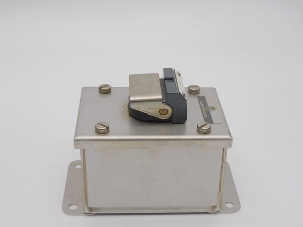 ALLEN BRADLEY 800H-1HJ4 SER. N (BR/YL) NSMP