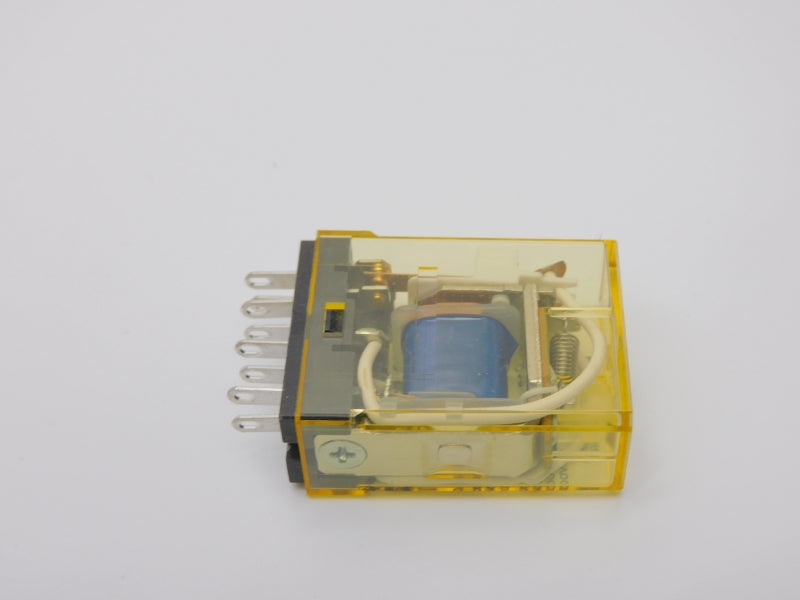 IDEC RY2S-UL 120VAC 3A NSNP