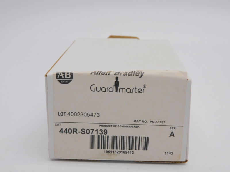 ALLEN BRADLEY 440R-S07139 SER. A 24VAC/DC (WH) NSMP