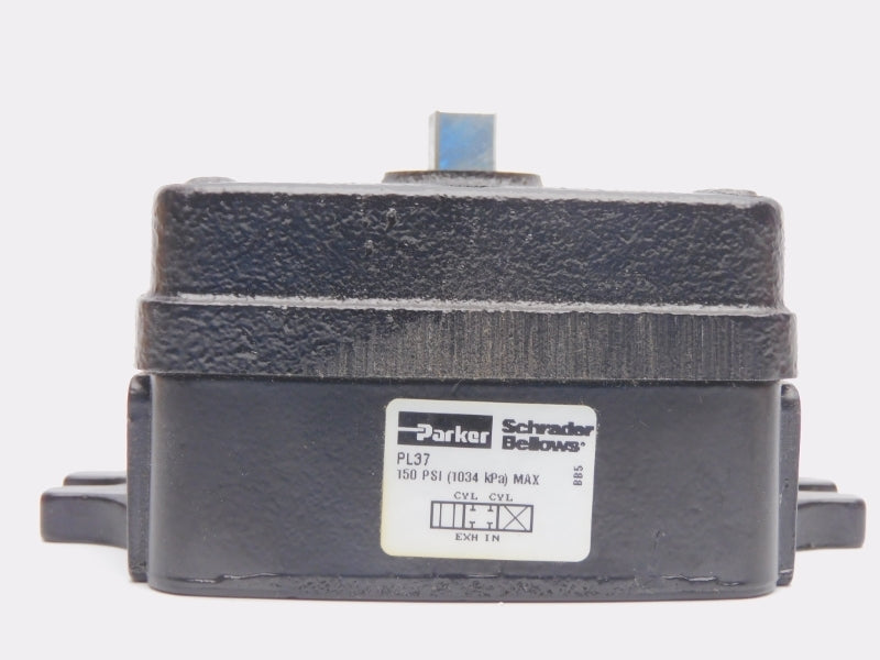 PARKER PL37 150PSI 3/8" NSMP