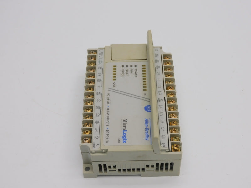 ALLEN BRADLEY 1761-L16BWB SER. C F/W 3.0 24VDC (NO DOOR) UNMP