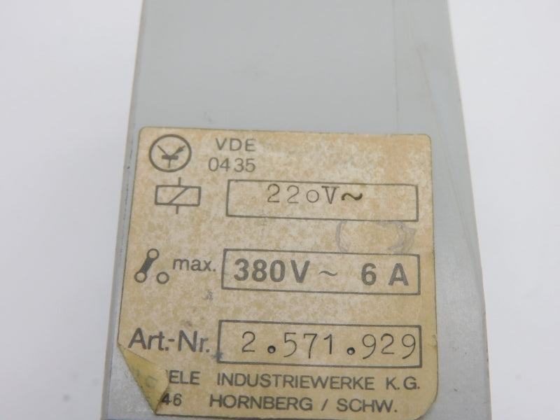 SCHIELE INDUSTRIEWERKE 2.571.929 220V 6A 3-60SEC UNMP