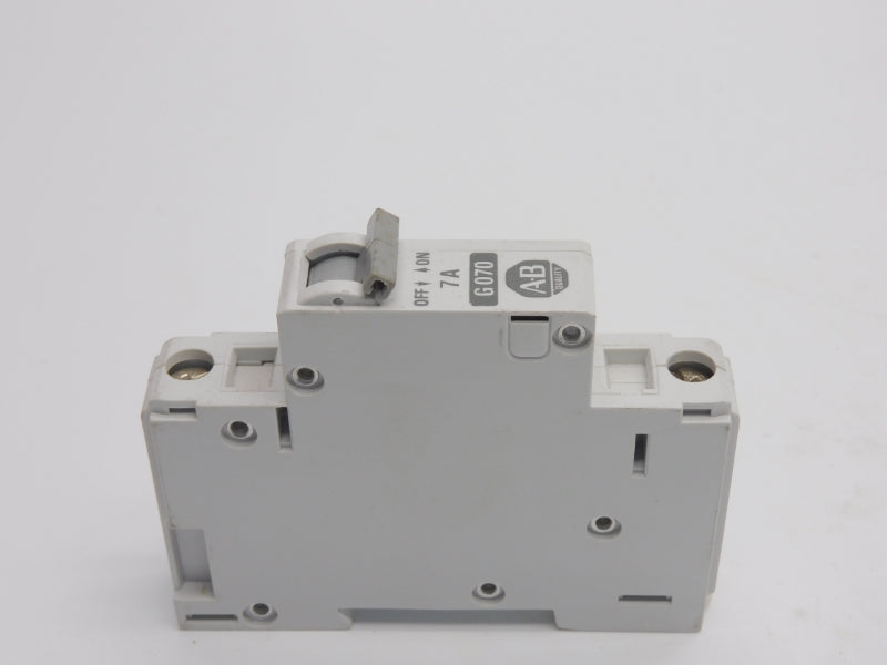 ALLEN BRADLEY 1492-CB1G070 SER. B 277VAC 7A UNMP