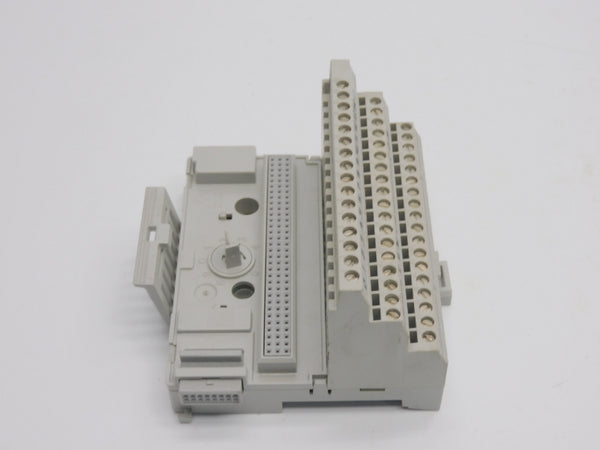 ALLEN BRADLEY 1794-TB3 SER. A REV. A02 120VAC 10A UNMP