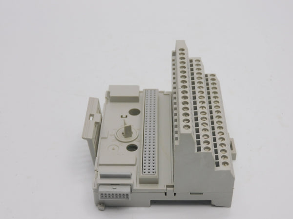 ALLEN BRADLEY 1794-TB3 SER. A REV. A01 120VAC 10A UNMP