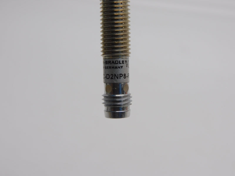 ALLEN BRADLEY 872C-D2NP8-P3 SER. C UNMP