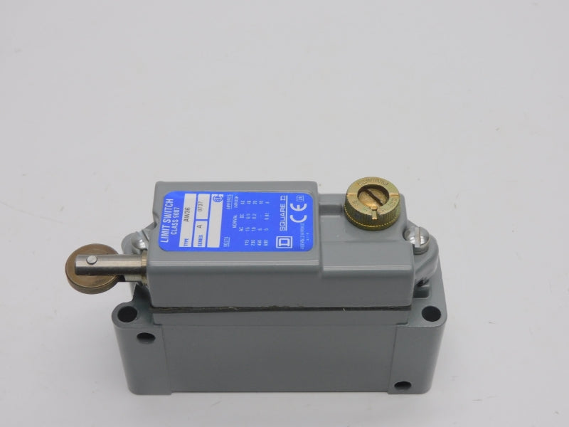 SQUARE D 9007AW36 SER. A 600VAC 15A NSMP