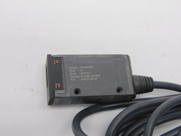OMRON E3S-AR21 10-30VDC NSNP