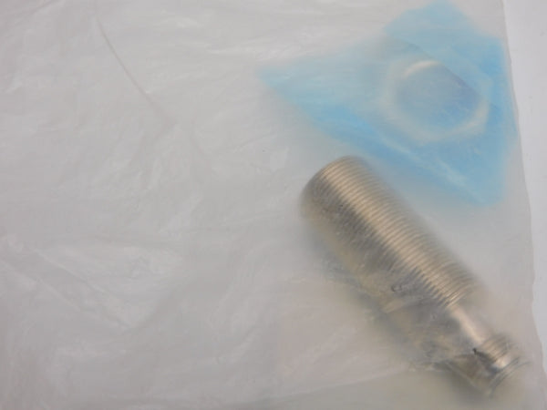 OMRON E2E-M18KS08-M1-B1 12-24VDC NSMP