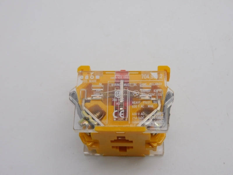 EAO 704.901.2 600VAC 10A (RED) NSNP