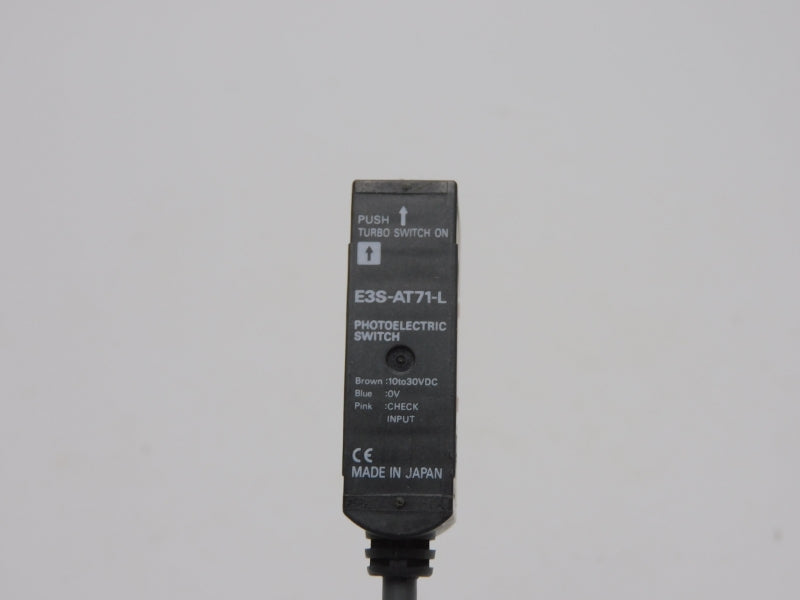 OMRON E3S-AT71-L 10-30VDC NSNP