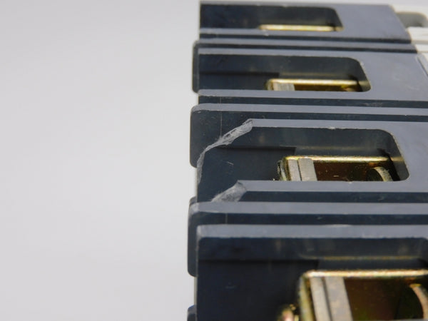 CUTLER HAMMER FD4015LA01 SER. C 600VAC 15A (AS PICTURED) NSNP