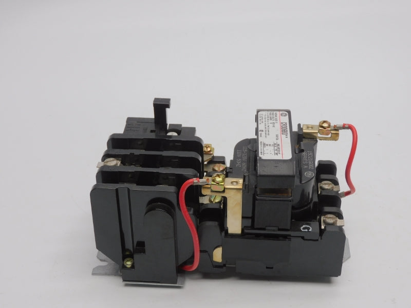 GENERAL ELECTRIC CR306B002ACAA 110/115-120V 18A UNMP