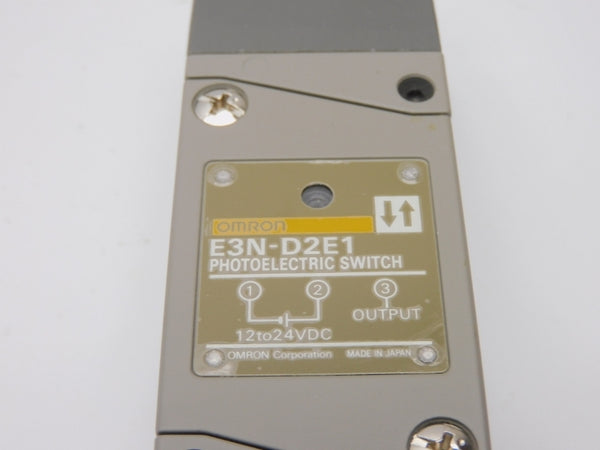OMRON E3N-D2E1 12-24VDC NSMP