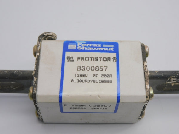 FERRAZ SHAWMUT A130URD70LI0200 B300657 1300VAC 200A (0.799M) UNMP