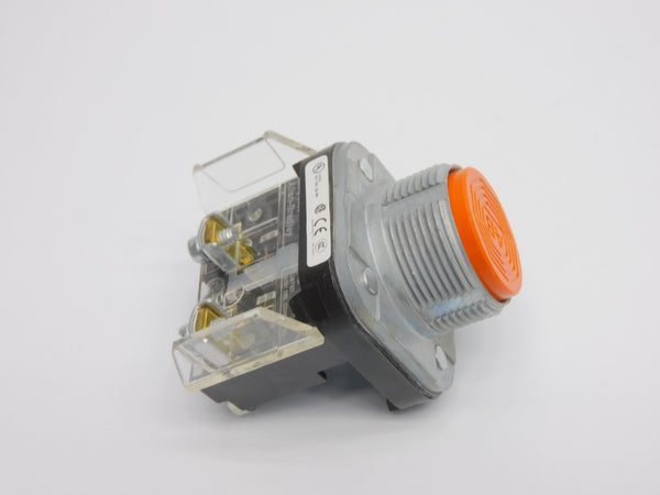 ALLEN BRADLEY 800T-A3D1 SER. T (WH) NSMP