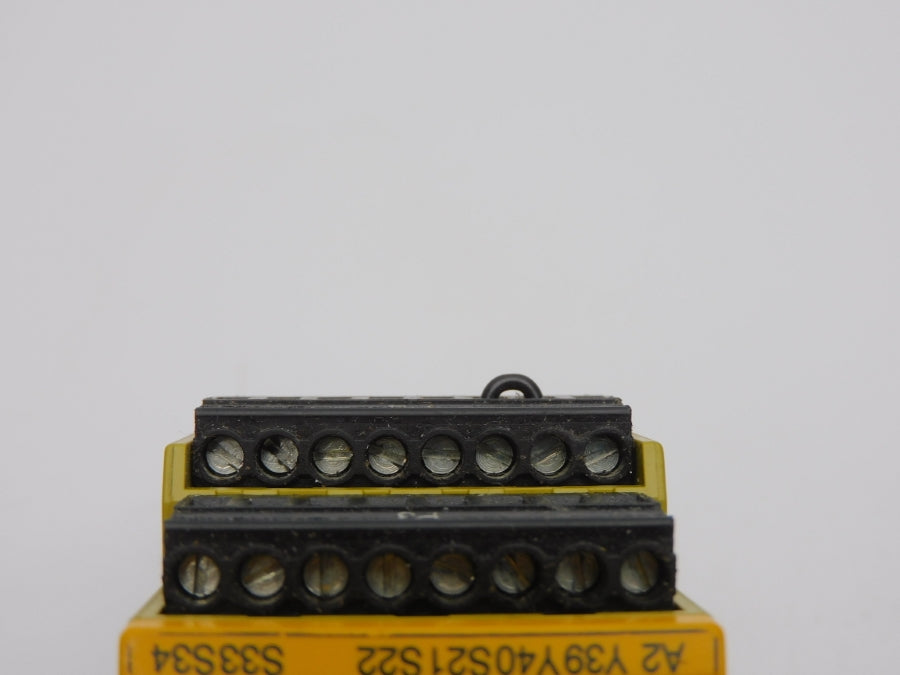 PILZ PNOZ-XV2P-3/24VDC-2N/O-2N/OT 777502 24VDC 8.0A UNMP