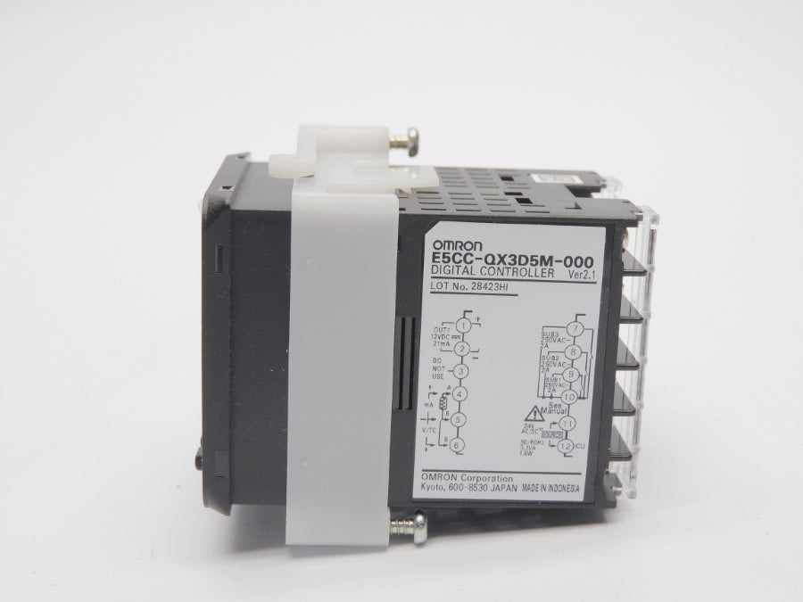 OMRON E5CC-QX3D5M-000 24V 2A NSMP