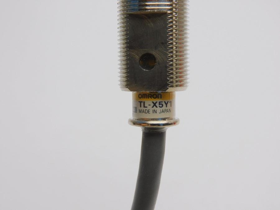 OMRON TL-X5Y1 45-260VAC NSNP