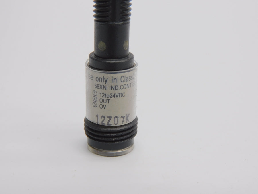 OMRON E2FM-QX1R5B1-M1 12-24VDC NSNP