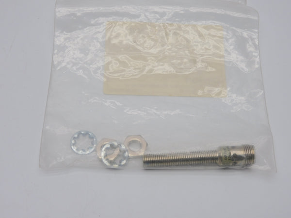 OMRON E2EL-X1R5F1-M1L 10-35VDC NSMP