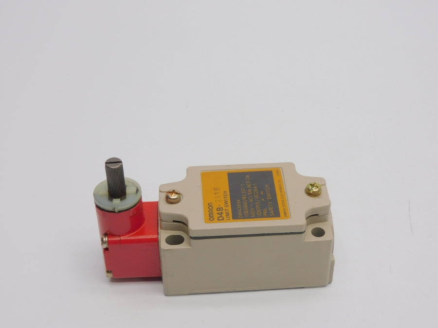 OMRON D4B-2116 500V 10A NSNP