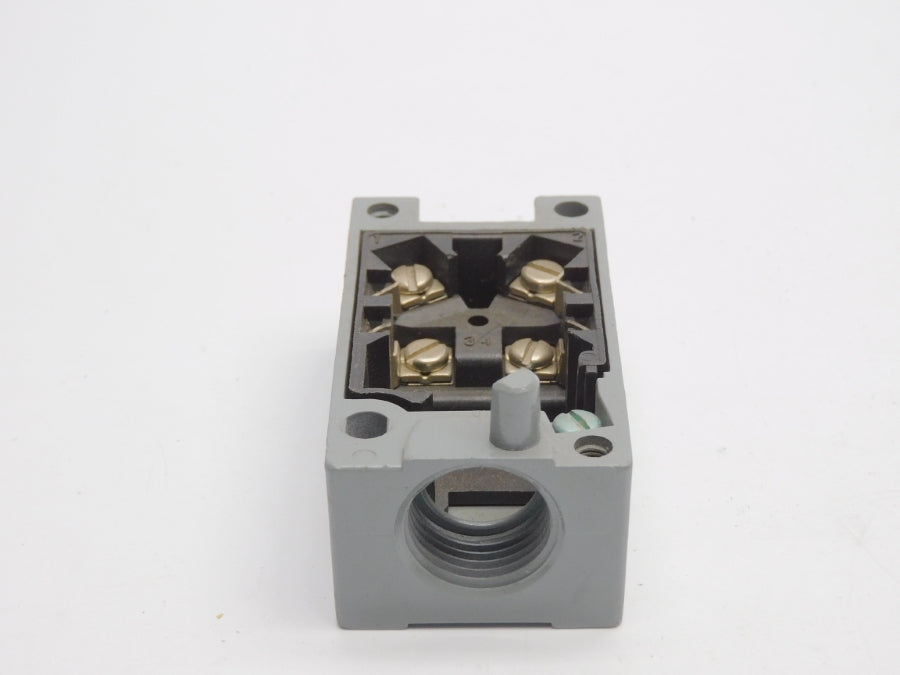 RECEPTACLE E51RC NSNP