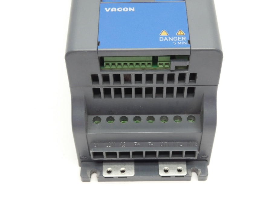 VACON VACON0020-3L-0012-4-R02 380-480V 14.9A UNMP