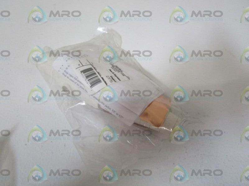 PASS & SEYMOUR FEMALE PLUG PS20FB-W NSMP