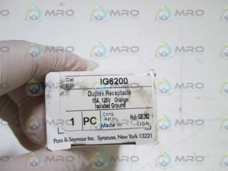 LOT OF 3 PASS & SEYMOUR DUPLEX RECEPTACLE IG6200 NSMP