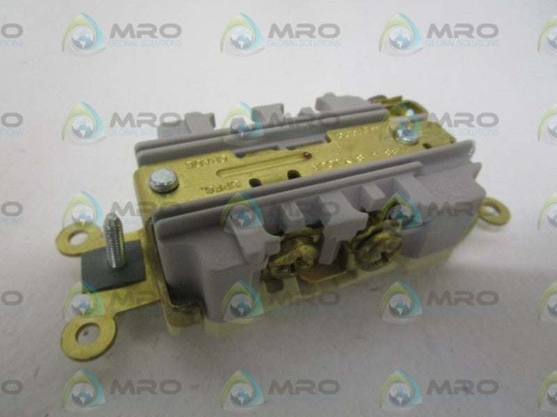 PASS & SEYMOUR 5862-AI DUPLEX RECEPTACLE NSMP