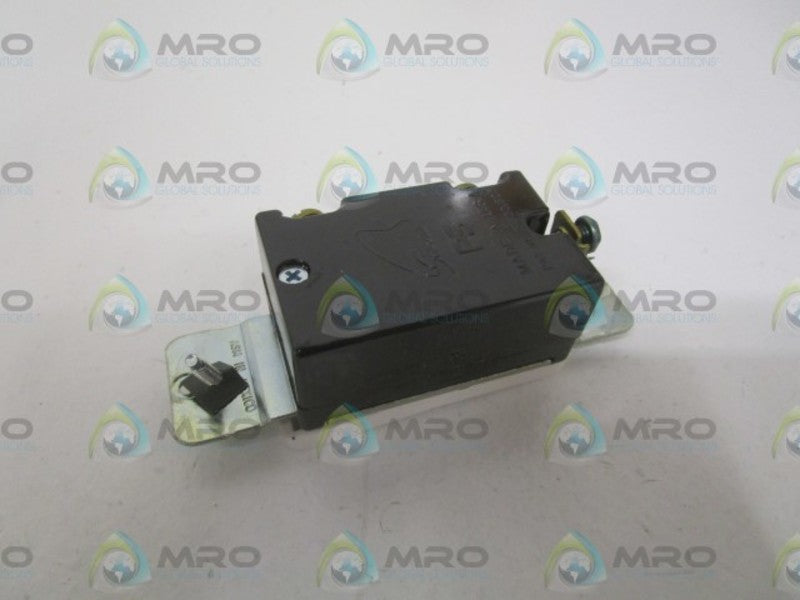 PASS & SEYMOUR 26011W ROCKER SWITCH NSMP