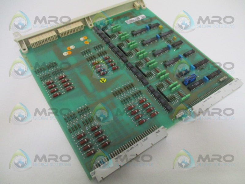 ABB DSDI115 57160001-NV DIGITAL INPUT MODULE (CRACKED)  UNMP