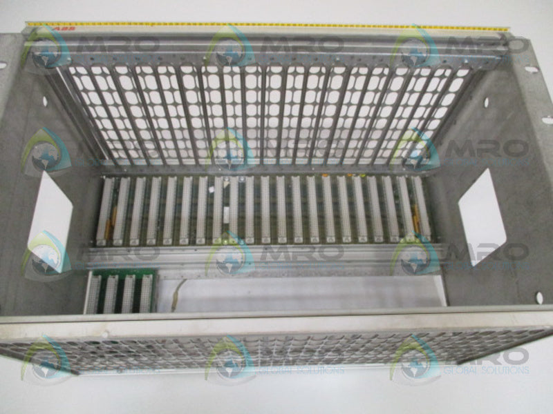 ABB DSRF180M 57310255-AT PLC CHASSIS MODULE 25-SLOT RACK  UNMP