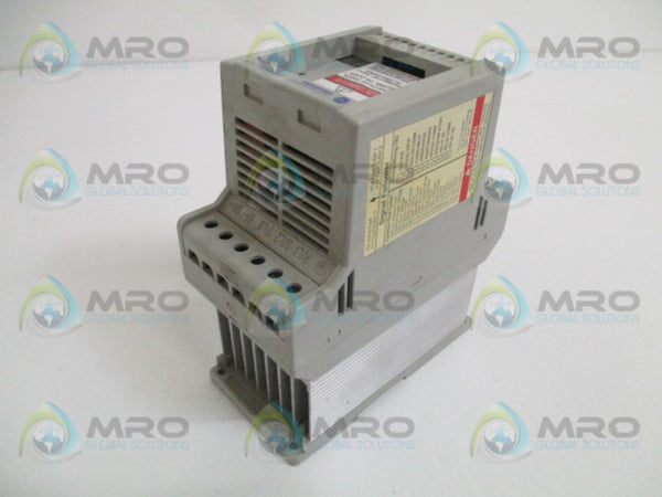 ALLEN BRADLEY 160-BA03NSF1 SER. C F/W 7.04 SPEED CONTROLLER (NO KEYPAD)  UNMP