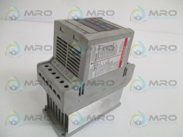 ALLEN BRADLEY 160S-AA03NSF1P1 SER. C F/W 7.05 SPEED CONTROLLER  UNMP