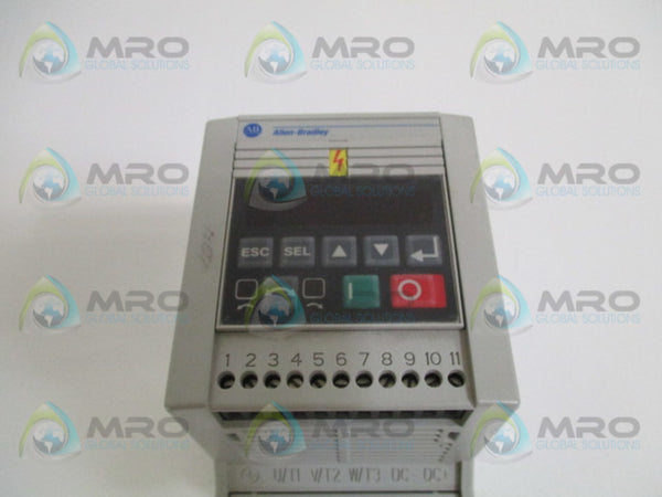 ALLEN BRADLEY 160-BA01NPS1P1 SER. C F/W 7.04 SPEED CONTROLLER  UNMP