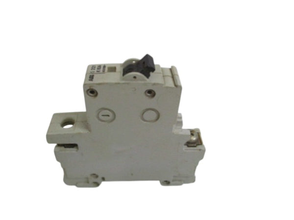 ABB S221-K10A CIRCUIT BREAKER 400/690V 10A (AS PICTURED)  UNMP