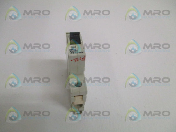 ABB S221-K10A CIRCUIT BREAKER 400/690V 10A (AS PICTURED)  UNMP