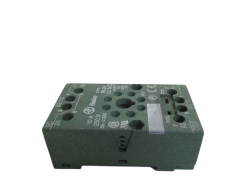 FINDER 90.20 RELAY SOCKET  UNMP