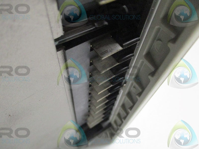 AEG MODICON AS-B829-116 INPUT MODULE  UNMP
