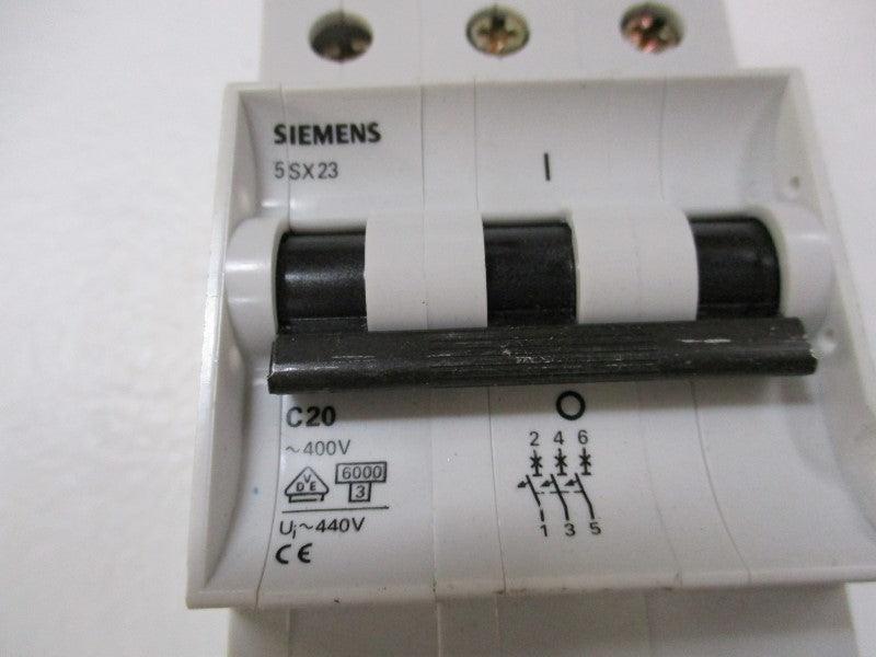 SIEMENS 5SX2-320-7 CIRCUIT BREAKER 20A 400V (AS PICTURED)  NSNP