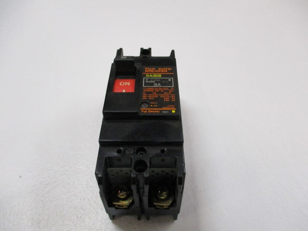 FUJI ELECTRIC SA32B3 CIRCUIT BREAKER 3A 220VAC  UNMP