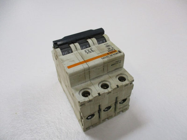 MERLIN GERIN 25835 CIRCUIT BREAKER 40A 415V  UNMP