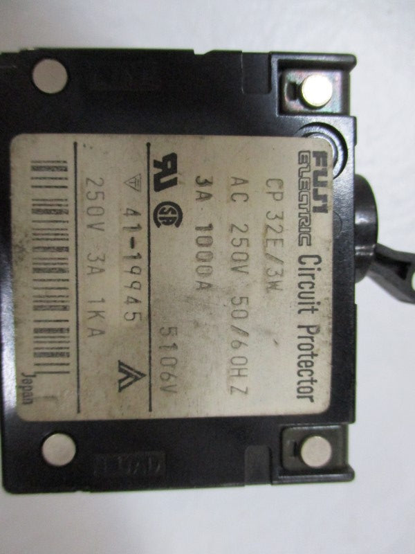 FUJI ELECTRIC CP32E/3W CIRCUIT BREAKER 3A 250VAC  NSNP