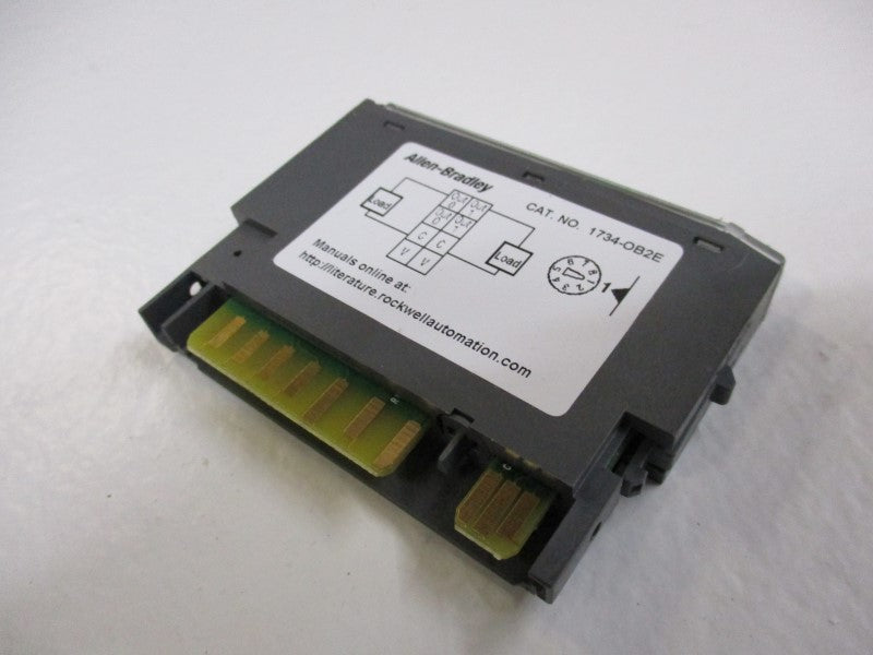 ALLEN BRADLEY 1734-OB2E OUTPUT MODULE SER. C F/W 3.020 NSMP