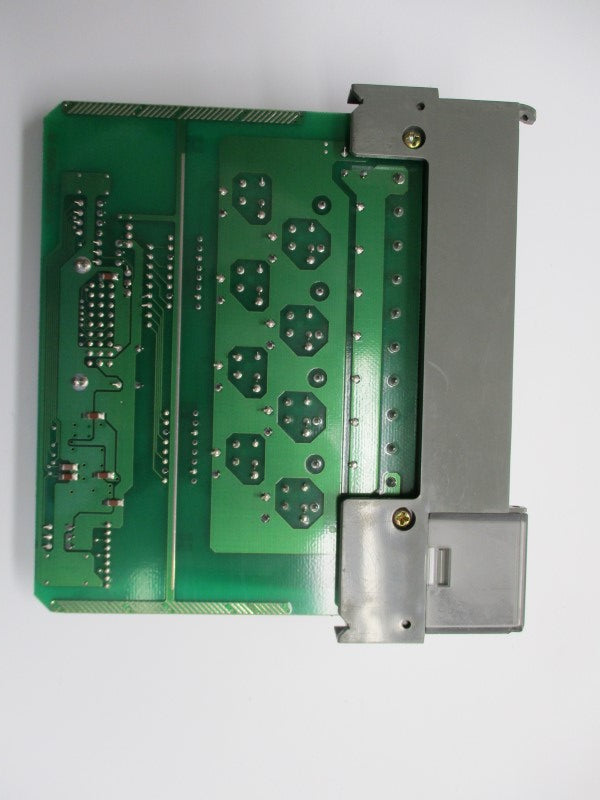 ALLEN BRADLEY 1746-OB8 SER. A UNMP