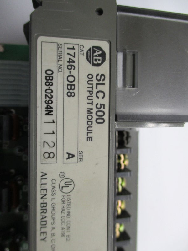 ALLEN BRADLEY 1746-OB8 SER. A UNMP