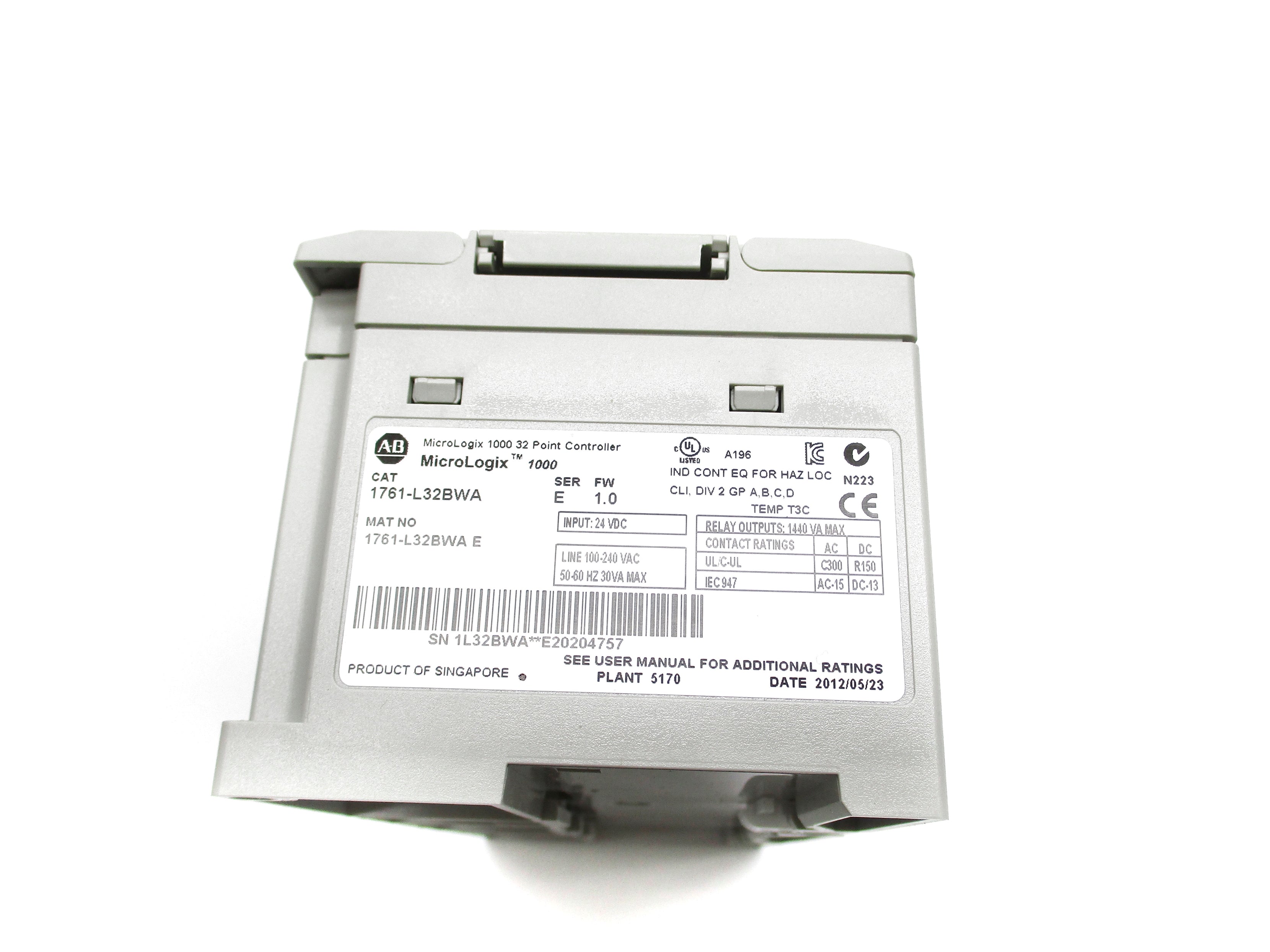 ALLEN BRADLEY 1761-L32BWA SER. E F/W 1.0 24VDC NSMP