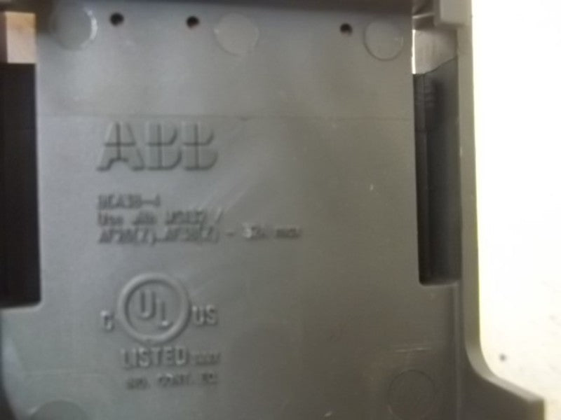 ABB BEA38-4 COUPLING CLOSE ADAPTER 3POLE CONNECTOR  UNMP